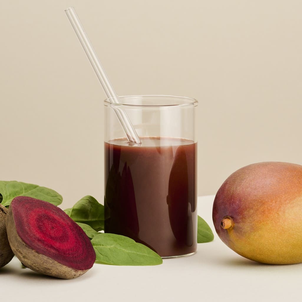 Mango Spinat Rote Bete eingeschenkt Mango Spinat Rote Bete eingeschenkt